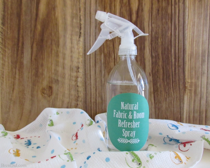 DIY Glass Spray Bottle for Green Cleaning with Essential Oils