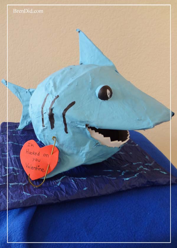 BrenDid-Shark-Valentine-Box