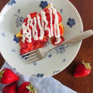 BrenDid Strawberry Puffed Oven Pancake