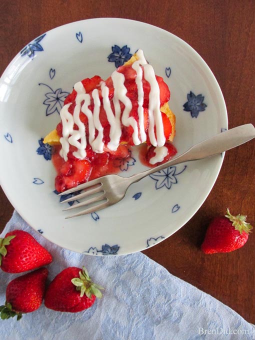 BrenDid Strawberry Puffed Oven Pancake