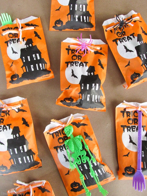 Halloween Treat Bags for Children with Allergies (Teal Pumpkin Project ...