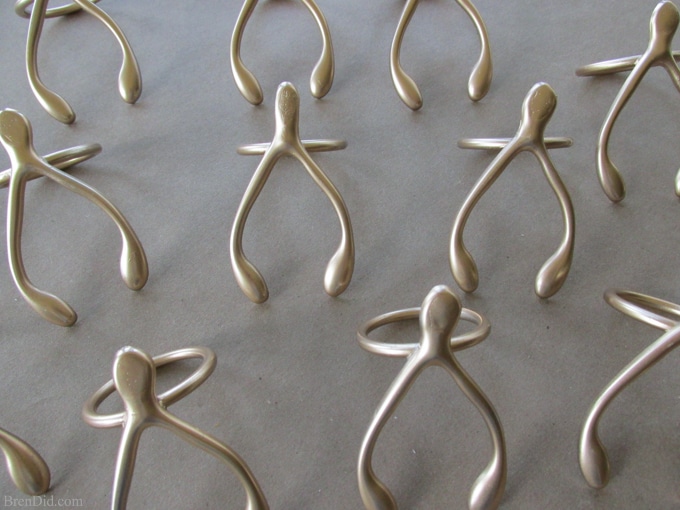BrenDid Thanksgiving Table Ideas DIY Wishbone Napkin Rings