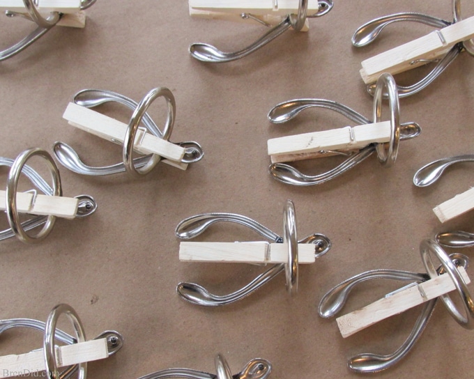 BrenDid Thanksgiving Table Ideas DIY Wishbone Napkin Rings