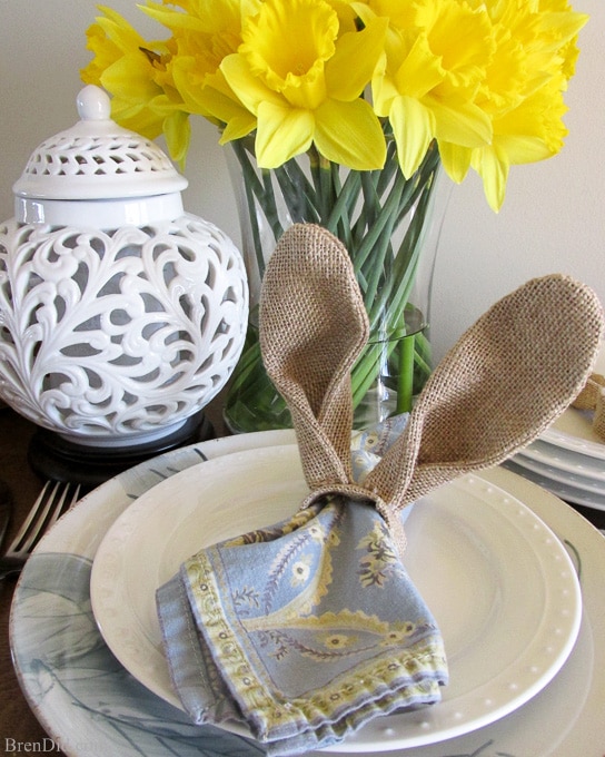 Theses adorable PB Inspired Easter Bunny Napkin Rings add character to any table this spring. They are made of burlap, cardboard and only cost $0.40 each to make. I hope you trying making this easy Easter DIY project and add some whimsy to your Easter décor.