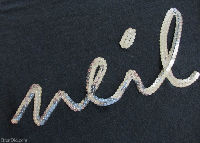 Custom Concert t-shirts are easy to make with sequin sewing trim, fabric glue and a tshirt. Make this easy DIY for your favorite musical artist or next event.