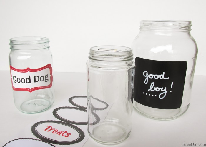 Easy Upcycled Pet Treat Container - Making craft projects from recycled materials is a great way to save on craft costs while reducing waste. These adorable upcycled pet treat jars reuse glass jars from your kitchen. 