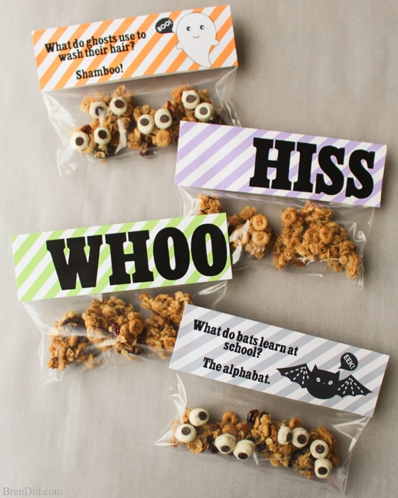 Free printable Halloween goodie bag toppers can be used for parties, treat bags, or fun school lunches. They feature cute little Halloween creatures and fun Halloween jokes. 