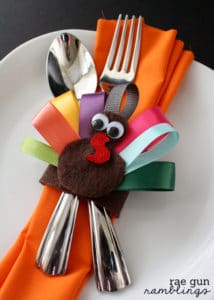 These adorable DIY napkin rings will inspire you to make your own Thnaksgiving napkin rings this Thanksgiving. These easy projects can all be completed before the big feast!