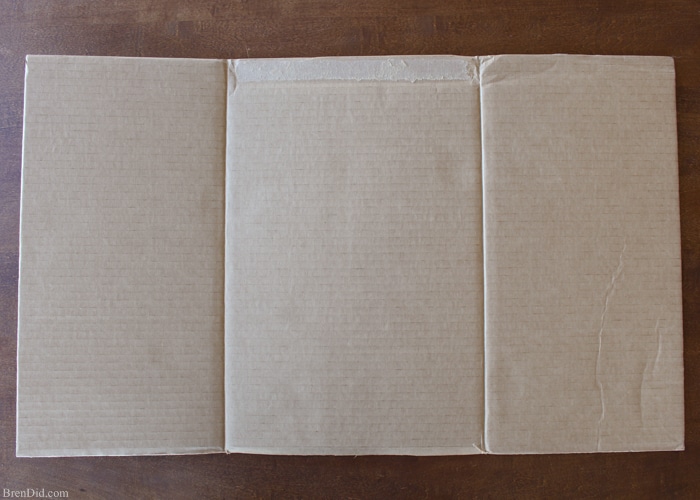 How to make a DIY T-shirt folder out of cardboard #shorts 