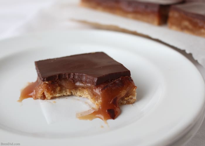 This delicious caramel slice recipe has a layer of shortbread topped w/ luscious caramel & rich chocolate. Millionaire Shortbread, No corn syrup. No sweetened condensed milk. Boxing Day favorite! 