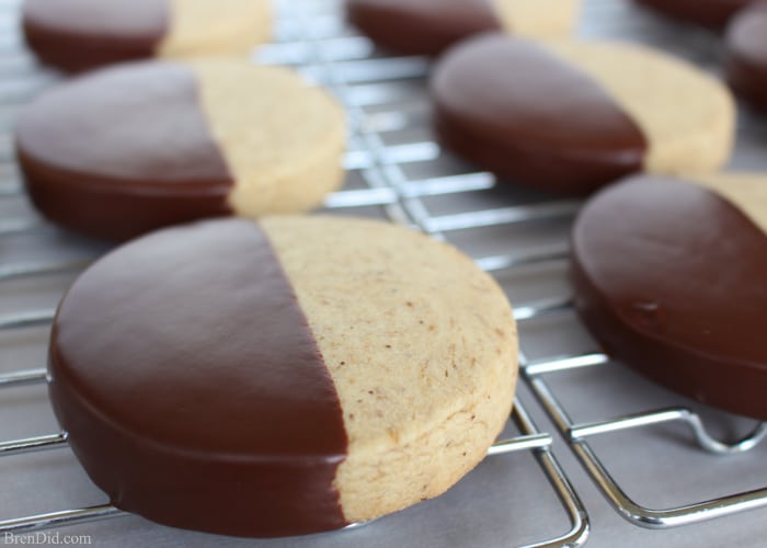 This Coffee and Chocolate Shortbread Recipe is perfect for cookie exchanges and holiday gifts. Simple chocolate dipped mocha shortbread cookies are beautiful and tasty. Includes free printable gift tags for coffee lovers. 