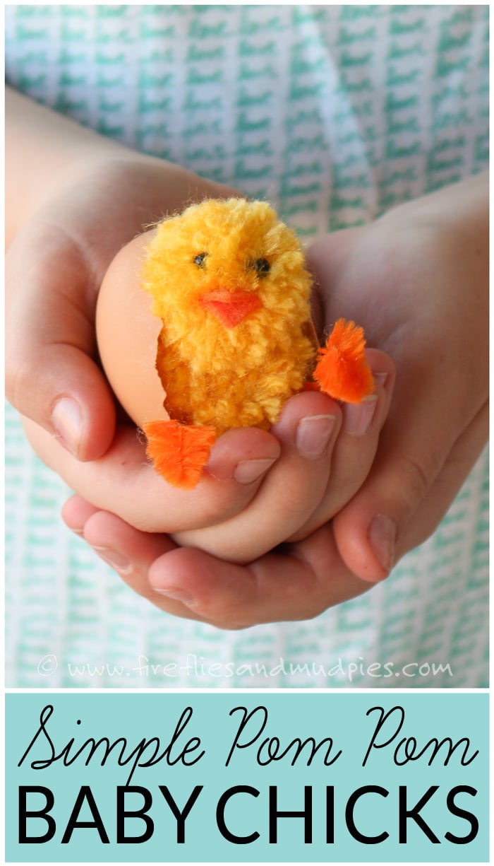 Simple Pom Pom Baby Chicks – Learn how to make pom pom pets for Easter. These adorable baby chicks are the perfect Easter basket addition and can be made with simple craft supplies. Simple pom pom tutorial at FirefliesandMudpies.com