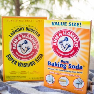 Baking Soda and Washing Soda sound similar but they are definitely not the same product. Both can be used to clean laundry, both can be used for household cleaning, but one can damage skin and the other can be eaten. Learn the difference between washing soda and baking soda PLUS their best uses.