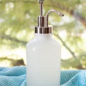Two easy recipes for homemade dish detergent for hand washing make enough washing up liquid for 16 sinks of dishes for around $2.75 and rate an A on the Environmental Working Group (EWG) Healthy Cleaning scale. Learn two simple ways to make liquid dish detergent and get my recommendations for what you should buy to hand wash dishes.