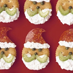  Love the holidays but hate sugar-filled snacks? These healthy Christmas treats for kids are perfect!