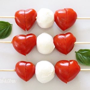 Easy and healthy Valentine's Day treats are perfect for school parties, after school snacks, and play dates. 