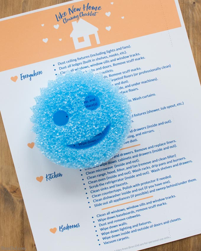 Deep Cleaning Smiley Face Sponge