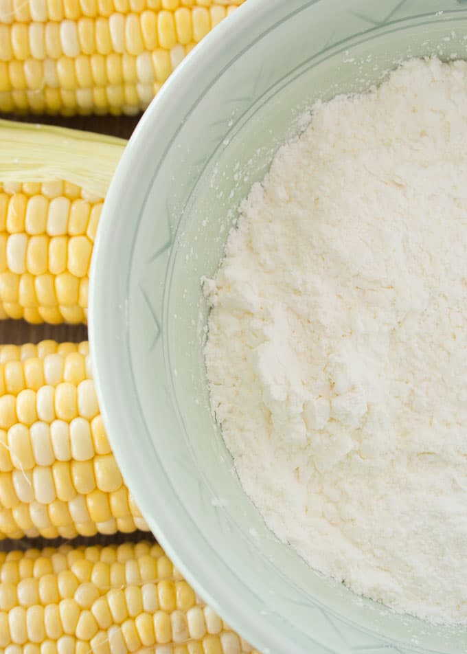 cornstarch with corn ears