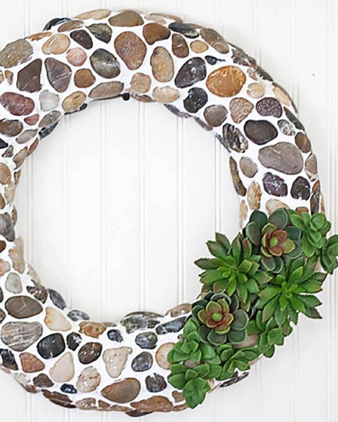 Fall wreath made from pebbles