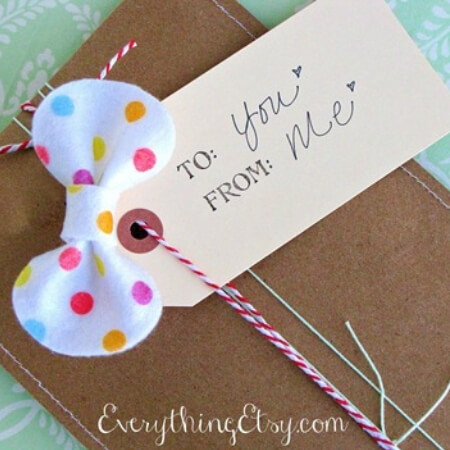 polka dot felt bow on present